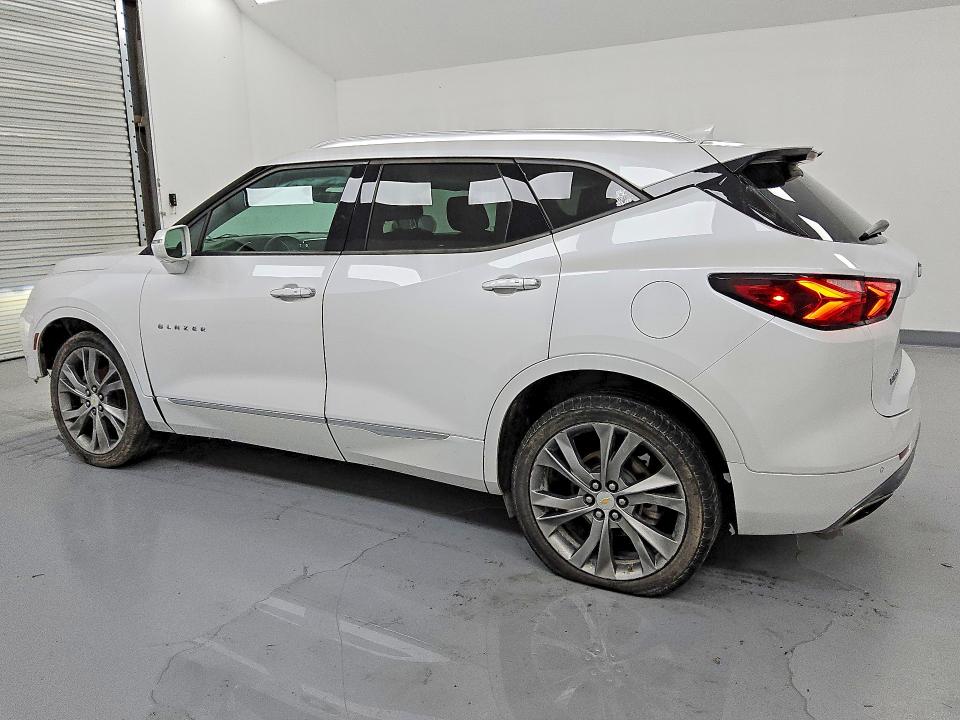 Продажа на аукционе авто 2020 Chevrolet Blazer, vin: 3GNKBFRS8LS556121, номер лота: 53262236