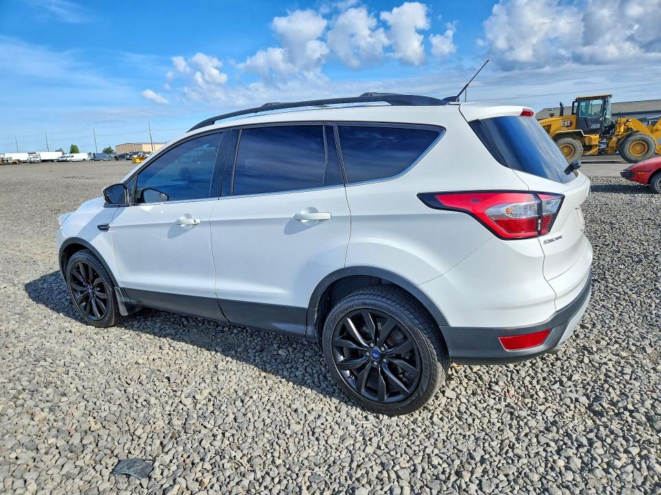 Продаж на аукціоні авто 2017 Ford Escape, vin: 1FMCU9G99HUD43190, номер лоту: 54147376