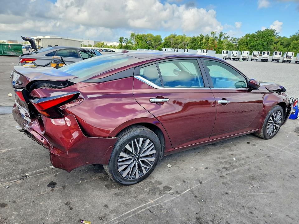 54010686 :رقم المزاد ، 1N4BL4DW5RN315002 vin ، 2024 Nissan Altima مزاد بيع