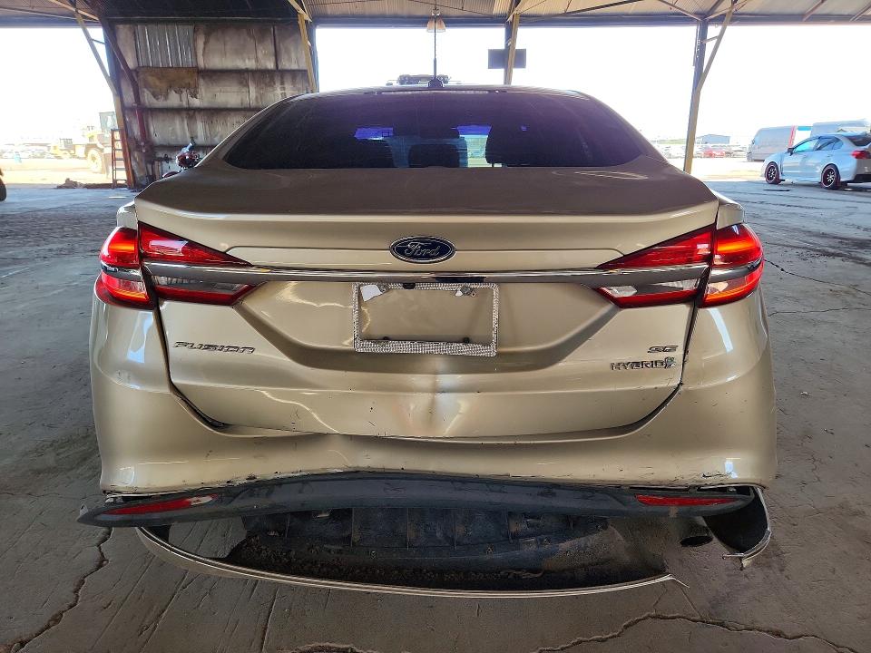 53541026 :رقم المزاد ، 3FA6P0LU7HR386115 vin ، 2017 Ford Fusion مزاد بيع