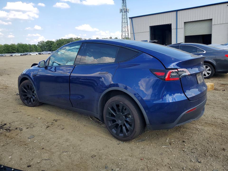 54261966 :رقم المزاد ، 5YJYGDEE2MF061593 vin ، 2021 Tesla Model Y مزاد بيع