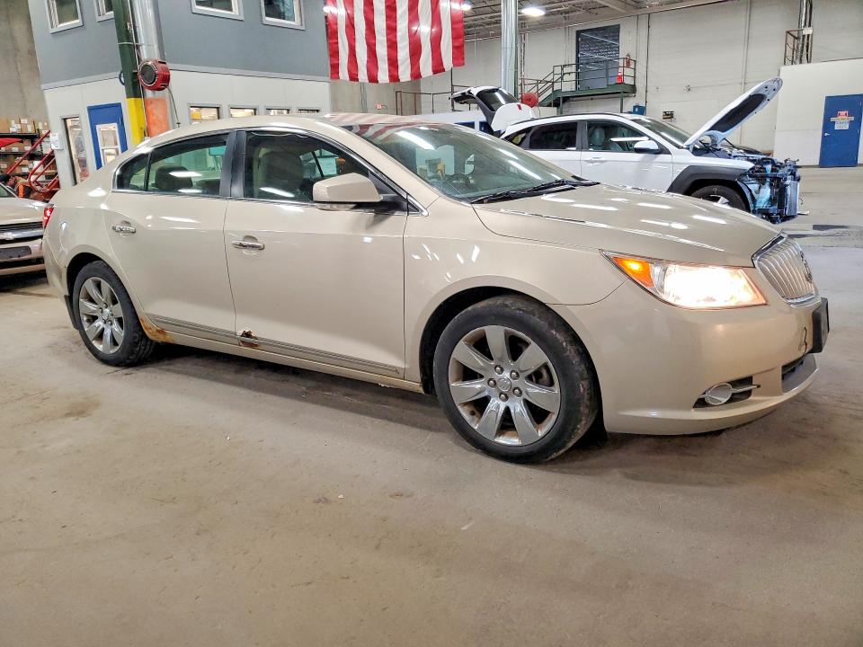 51992386 :رقم المزاد ، 1G4GC5ED1BF399611 vin ، 2011 Buick Lacrosse مزاد بيع