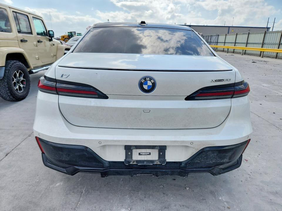53992716 :رقم المزاد ، WBY53EJ07PCL81006 vin ، 2023 Bmw I7 مزاد بيع