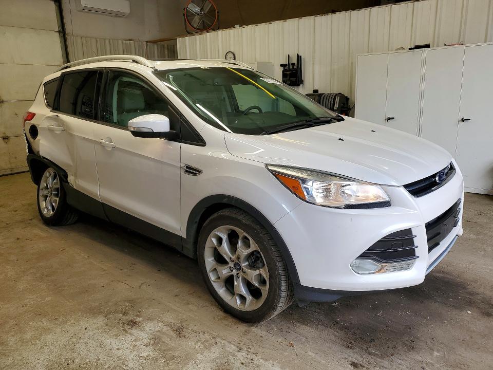 53111406 :رقم المزاد ، 1FMCU9J98EUE31927 vin ، 2014 Ford Escape مزاد بيع