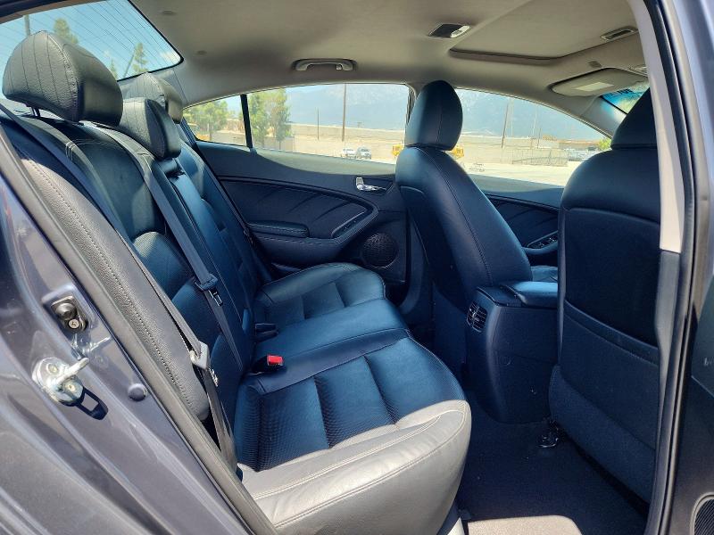 52206386 :رقم المزاد ، KNAFZ4A82G5574315 vin ، 2016 Kia Forte مزاد بيع