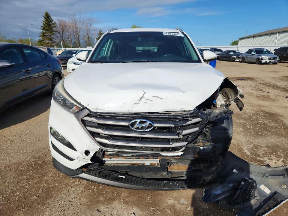 53910646 :رقم المزاد ، KM8J3CA28GU058272 vin ، 2016 Hyundai Tucson مزاد بيع