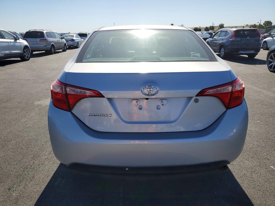 53950476 :رقم المزاد ، 2T1BURHE0HC765180 vin ، 2017 Toyota Corolla مزاد بيع