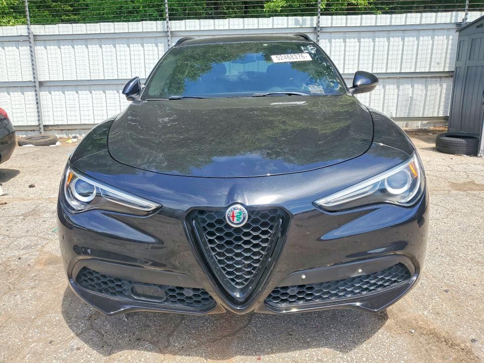 52468376 :رقم المزاد ، ZASFAKNN2J7B62395 vin ، 2018 Alfa Romeo Stelvio مزاد بيع