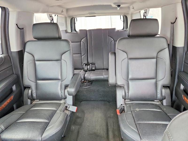 52512826 :رقم المزاد ، 1GNSKJKC1JR151613 vin ، 2018 Chevrolet Suburban مزاد بيع
