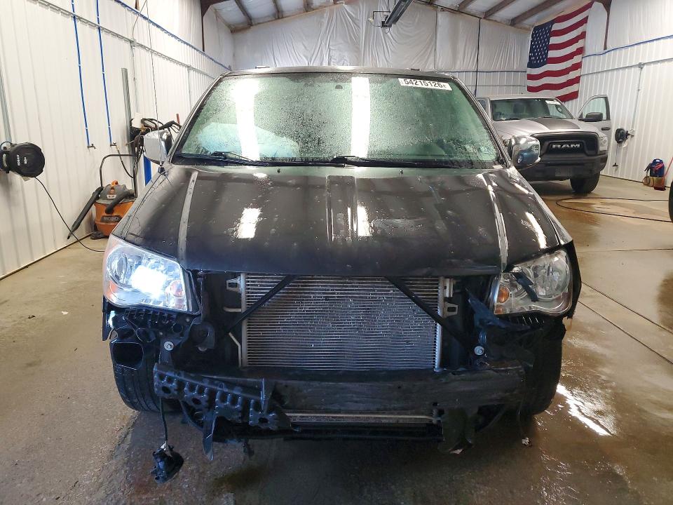 54215126 :رقم المزاد ، 2C4RC1CG2CR383818 vin ، 2012 Chrysler Town & Country مزاد بيع