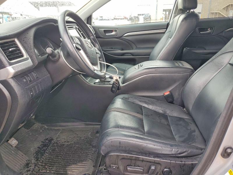 2018 Toyota Highlander მანქანა იყიდება აუქციონზე, vin: 5TDJZRFH1JS895749, აუქციონის ნომერი: 53845306