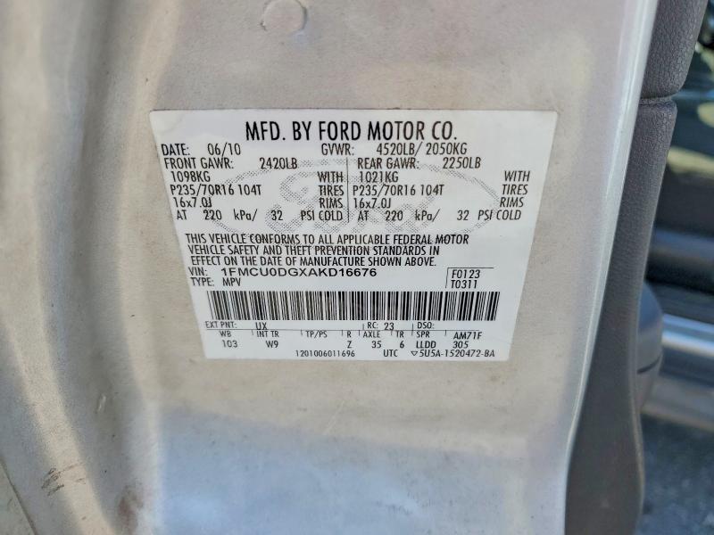 2010 Ford Escape მანქანა იყიდება აუქციონზე, vin: 1FMCU0DGXAKD16676, აუქციონის ნომერი: 53755356