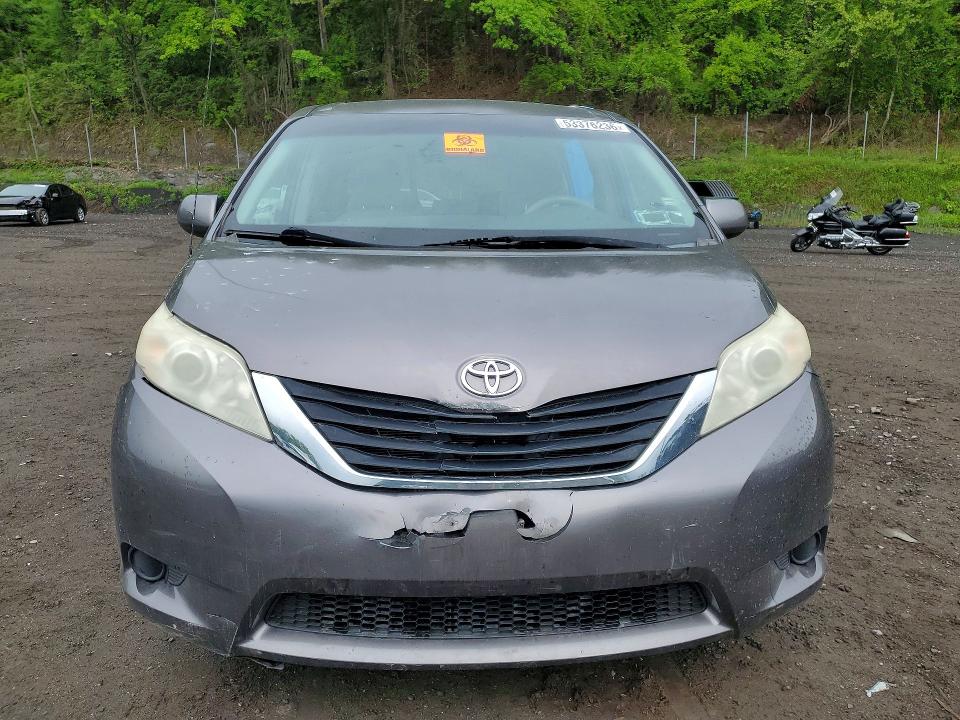 2012 Toyota Sienna მანქანა იყიდება აუქციონზე, vin: 5TDKK3DC4CS217870, აუქციონის ნომერი: 53376236