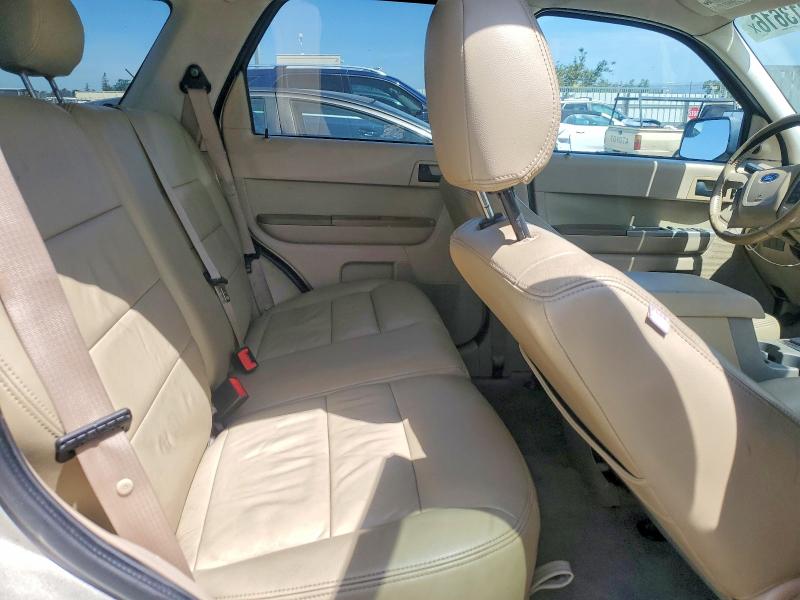 53313616 :رقم المزاد ، 1FMCU0D75BKB57776 vin ، 2011 Ford Escape مزاد بيع
