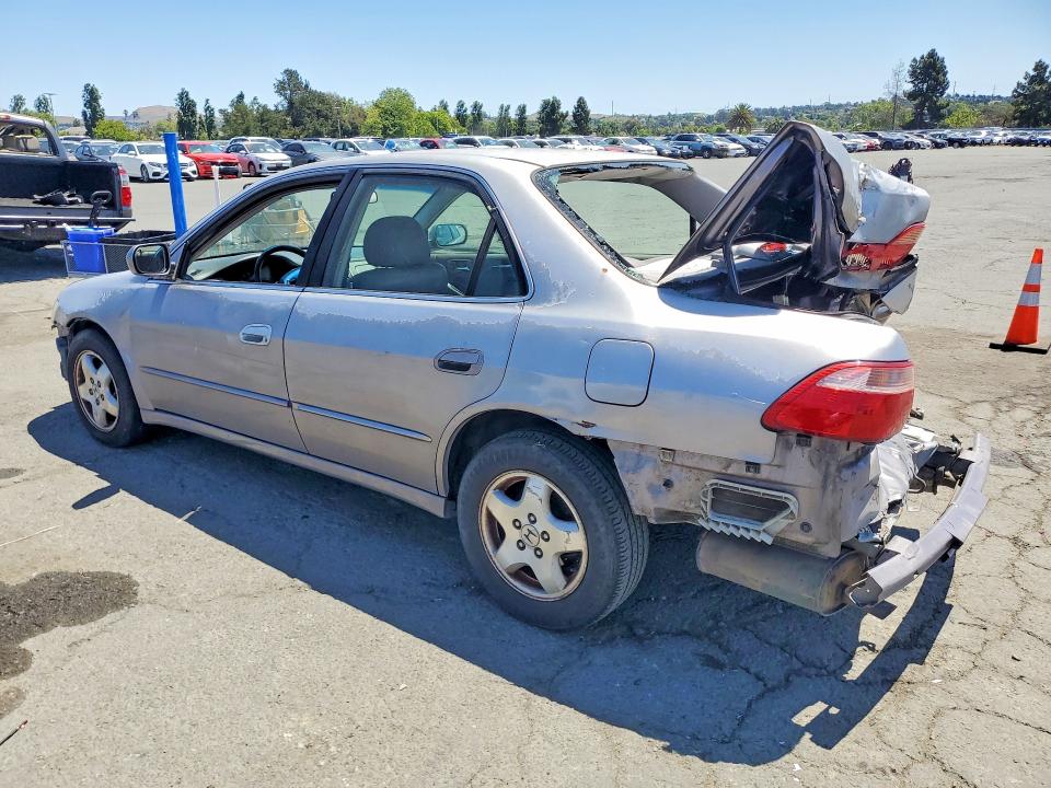 Продажа на аукционе авто 2000 Honda Accord, vin: 1HGCG165XYA008793, номер лота: 53507846