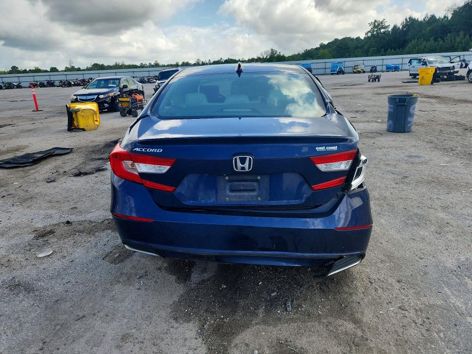 Продаж на аукціоні авто 2018 Honda Accord, vin: 1HGCV1F12JA042025, номер лоту: 55283946