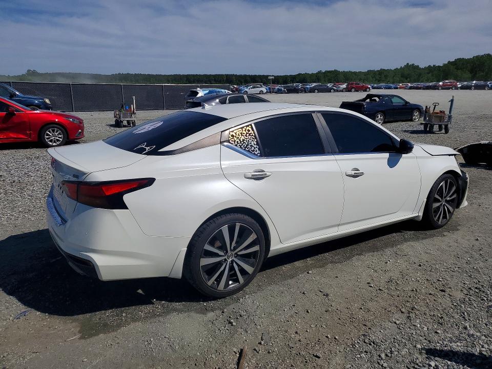 53370096 :رقم المزاد ، 1N4BL4CV0MN341038 vin ، 2021 Nissan Altima مزاد بيع