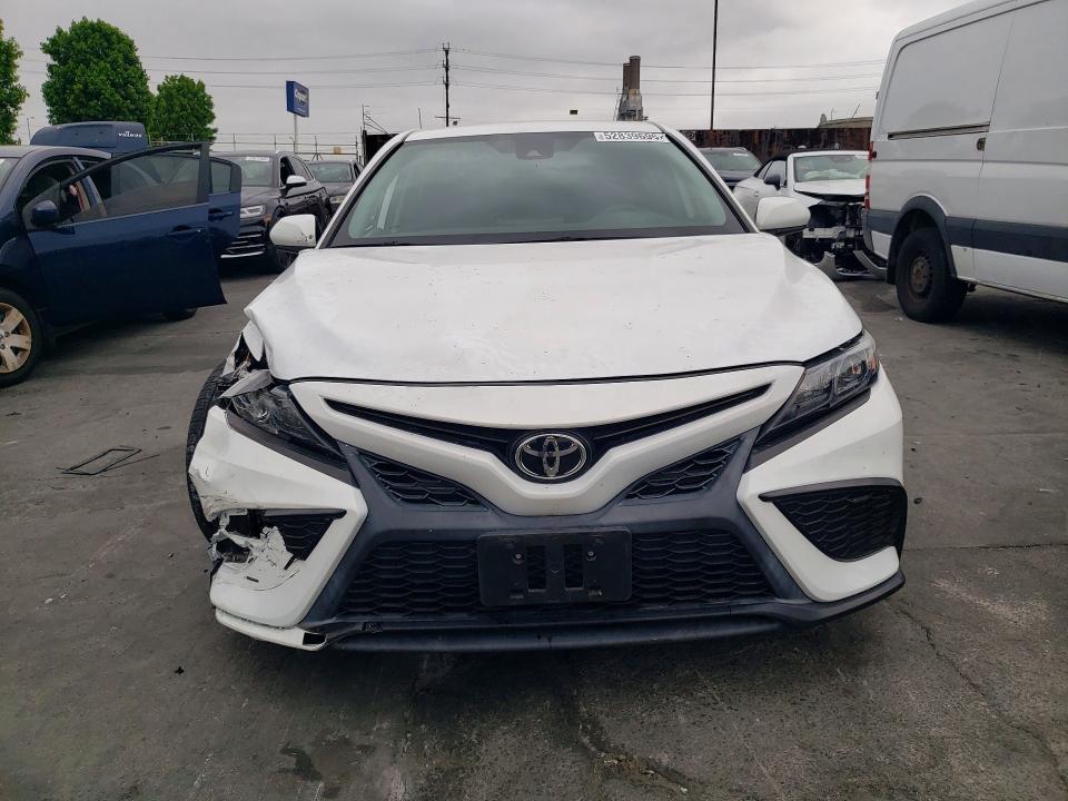 Aukcja sprzedaży 2021 Toyota Camry, vin: 4T1G11AK1MU570651, numer aukcji: 52839696