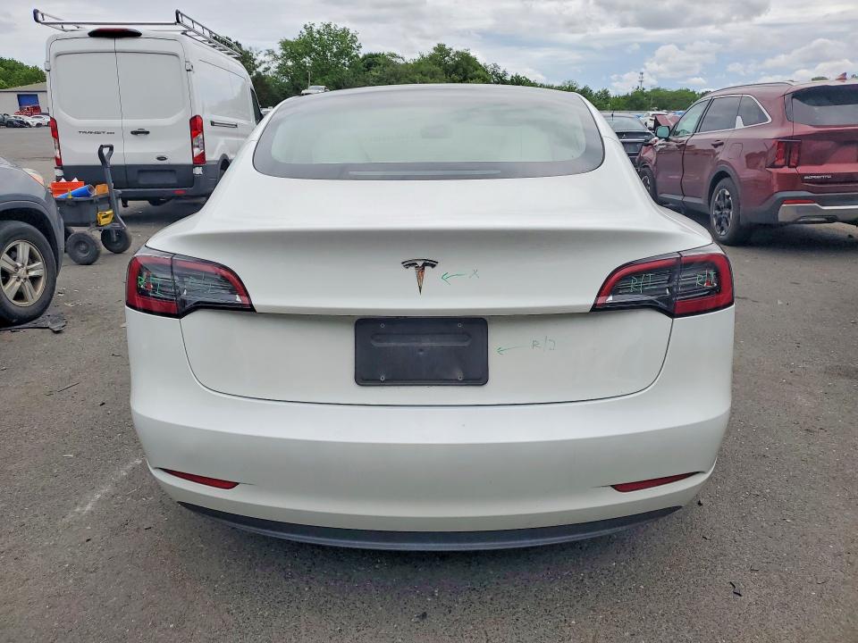Продажа на аукционе авто 2023 Tesla Model 3, vin: 5YJ3E1EA0PF652814, номер лота: 54849846