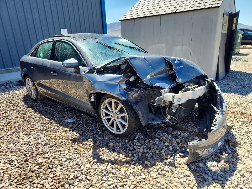 Продаж на аукціоні авто 2015 Audi A3, vin: WAUEFGFFXF1058626, номер лоту: 50956656