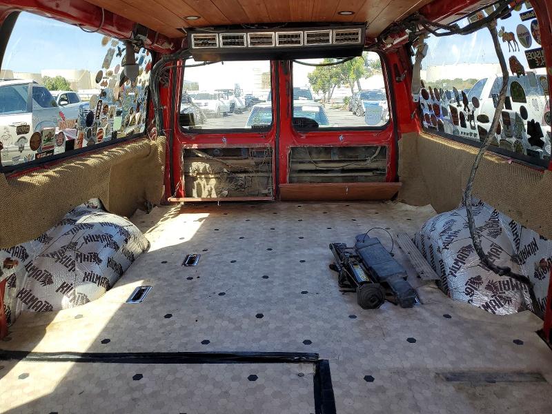 Продажа на аукционе авто 1995 Gmc Suburban, vin: 1GKGK26F4SJ718698, номер лота: 51147906