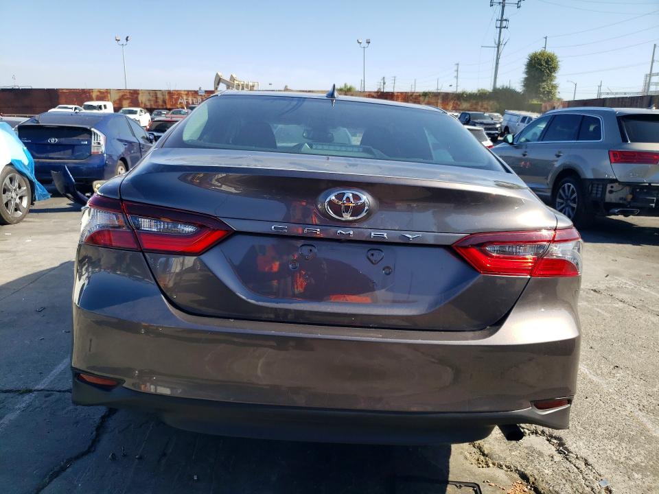 Продажа на аукционе авто 2023 Toyota Camry, vin: 4T1R11AKXPU833118, номер лота: 54138186