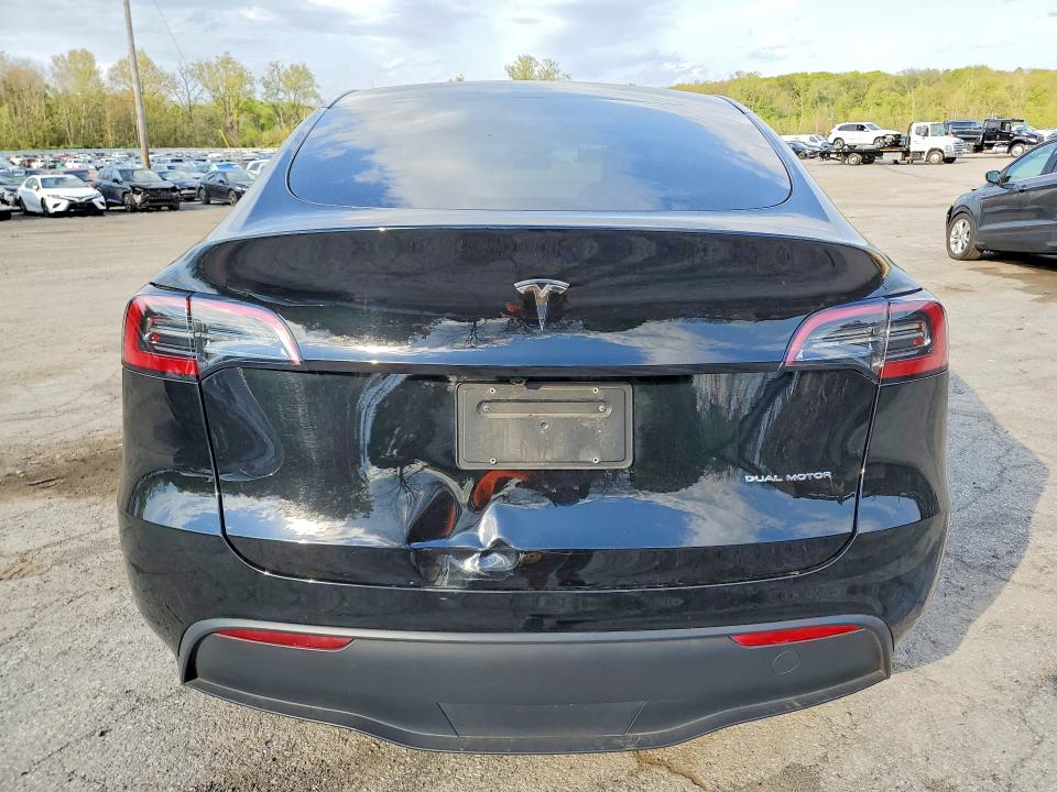 2024 Tesla Model Y მანქანა იყიდება აუქციონზე, vin: 7SAYGDEE7RA222138, აუქციონის ნომერი: 52290786
