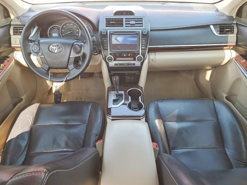 53402336 :رقم المزاد ، 4T4BF1FK8ER428065 vin ، 2014 Toyota Camry مزاد بيع