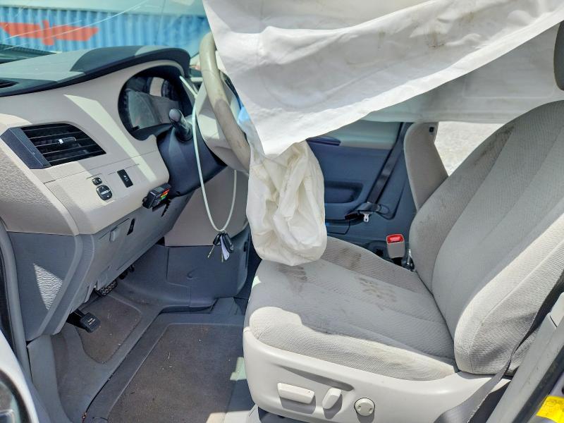 Продажа на аукционе авто 2012 Toyota Sienna, vin: 5TDKK3DC4CS226357, номер лота: 53619826