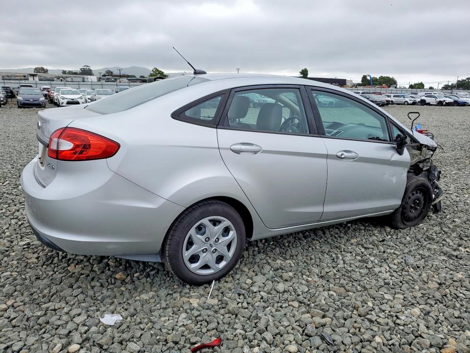 52182776 :رقم المزاد ، 3FADP4AJXDM214899 vin ، 2013 Ford Fiesta مزاد بيع