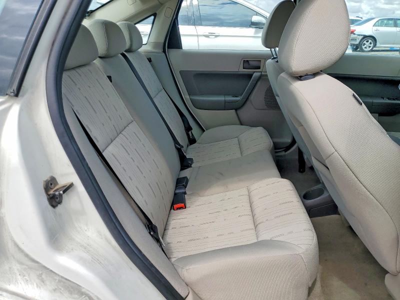 55181126 :رقم المزاد ، 1FAHP3FN2AW168147 vin ، 2010 Ford Focus مزاد بيع