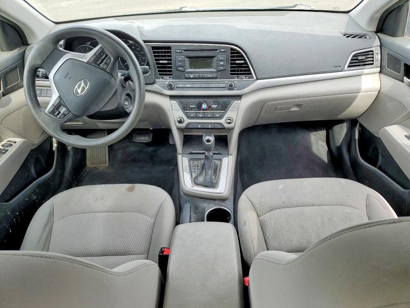 55364186 :رقم المزاد ، 5NPD74LF1JH338466 vin ، 2018 Hyundai Elantra مزاد بيع