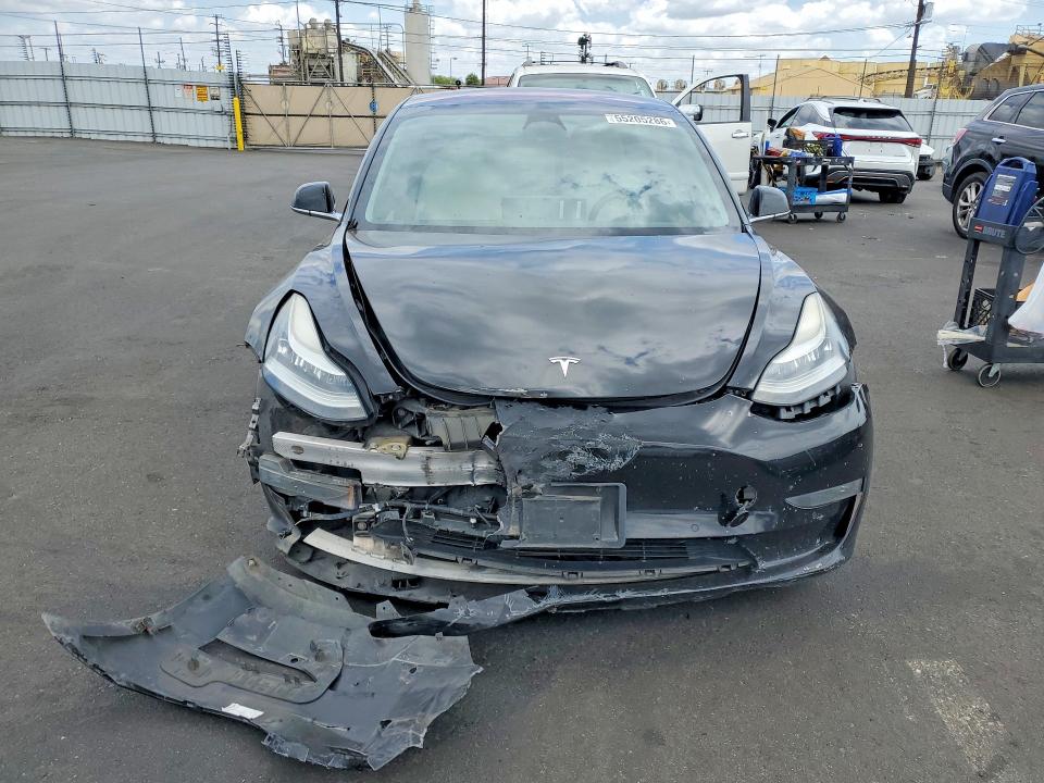 Продажа на аукционе авто 2018 Tesla Model 3, vin: 5YJ3E1EA8JF178022, номер лота: 55205286