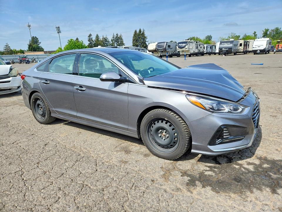 52083706 :رقم المزاد ، 5NPE34AF5JH664242 vin ، 2018 Hyundai Sonata مزاد بيع