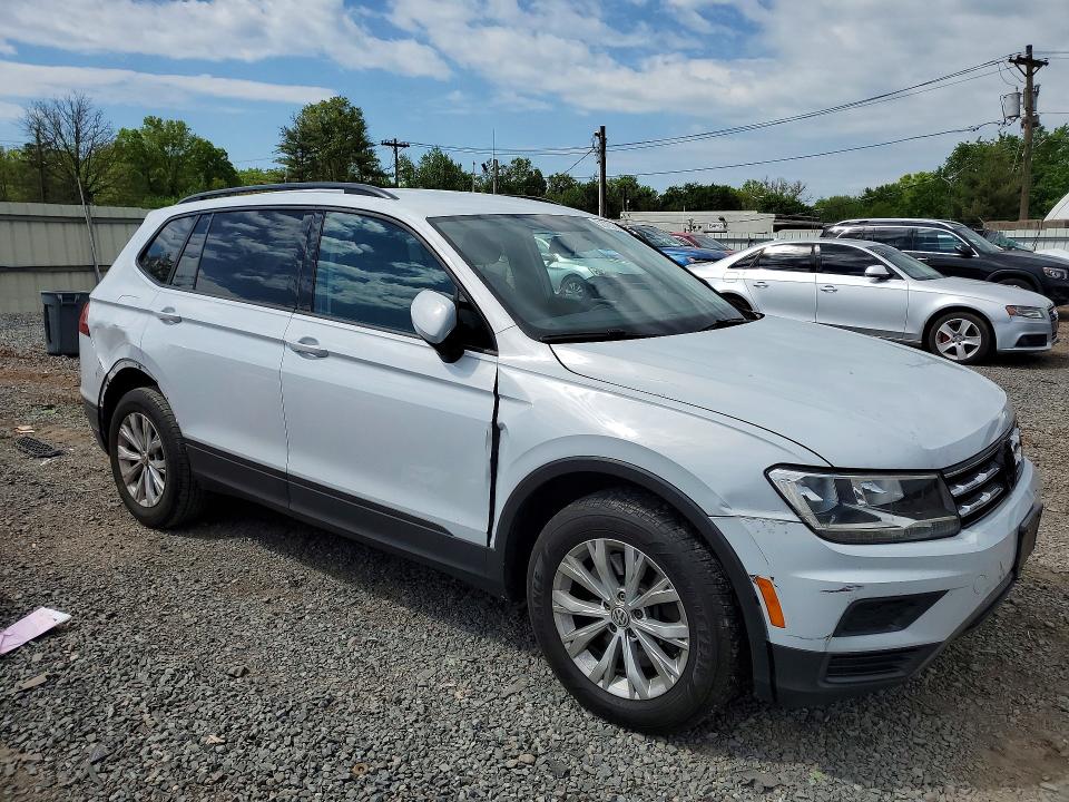 52725296 :رقم المزاد ، 3VV0B7AX8KM051648 vin ، 2019 Volkswagen Tiguan مزاد بيع