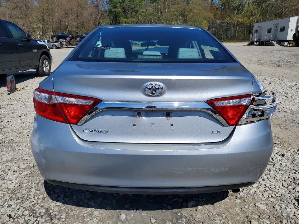 52607676 :رقم المزاد ، 4T1BF1FK5HU682363 vin ، 2017 Toyota Camry مزاد بيع