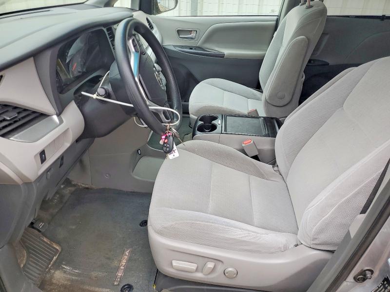 53335736 :رقم المزاد ، 5TDKK3DCXFS590058 vin ، 2015 Toyota Sienna مزاد بيع