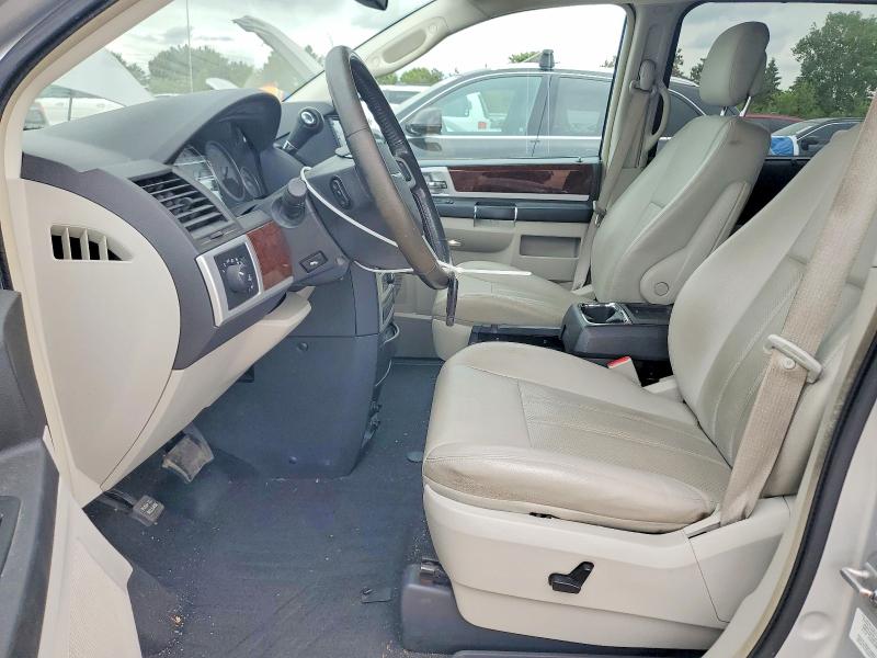 Продажа на аукционе авто 2010 Chrysler Town & Country, vin: 2A4RR8D10AR449856, номер лота: 53548396