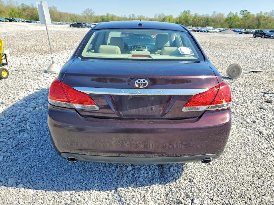 52120826 :رقم المزاد ، 4T1BK3DB7BU433032 vin ، 2011 Toyota Avalon مزاد بيع