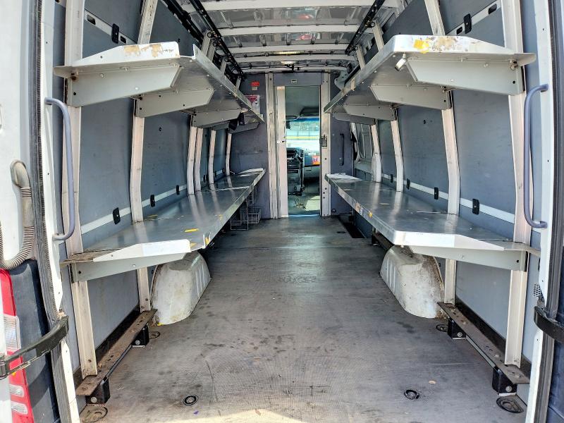 2015 Mercedes Benz Sprinter მანქანა იყიდება აუქციონზე, vin: WD3PE8DB2FP124940, აუქციონის ნომერი: 53362366