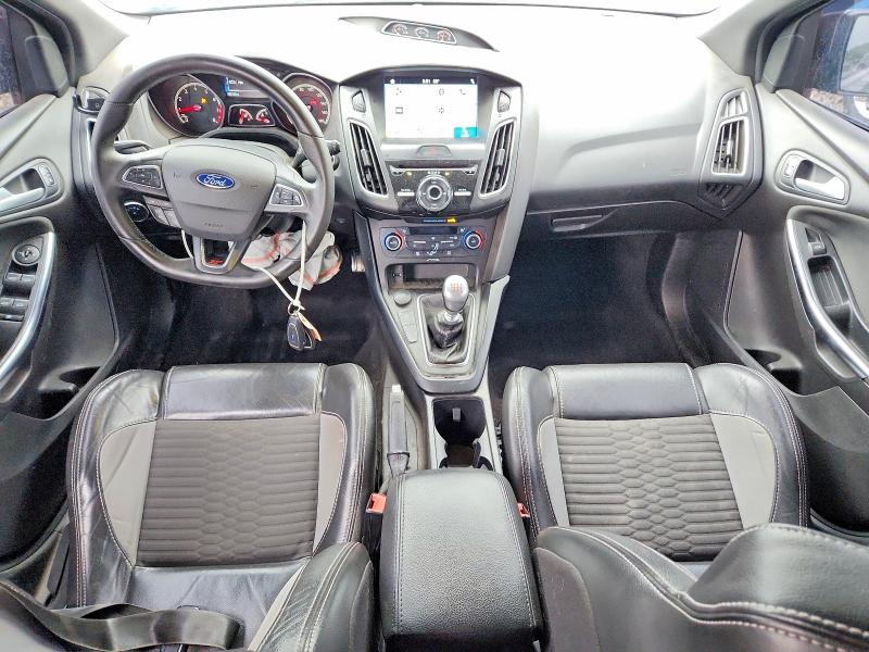 2018 Ford Focus მანქანა იყიდება აუქციონზე, vin: 1FADP3L95JL203545, აუქციონის ნომერი: 53831996