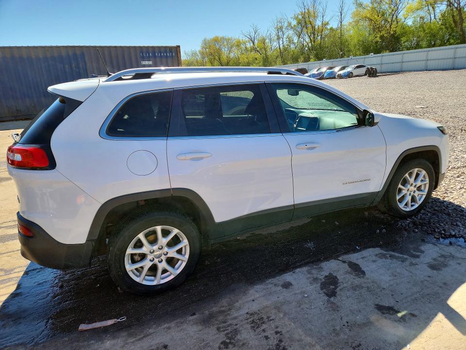 53059716 :رقم المزاد ، 1C4PJLLB9JD563827 vin ، 2018 Jeep Cherokee مزاد بيع