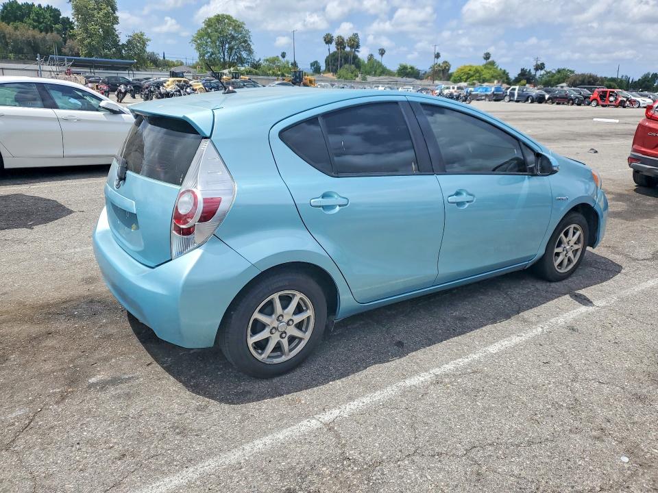 2013 Toyota Prius C მანქანა იყიდება აუქციონზე, vin: JTDKDTB33D1049862, აუქციონის ნომერი: 55014446