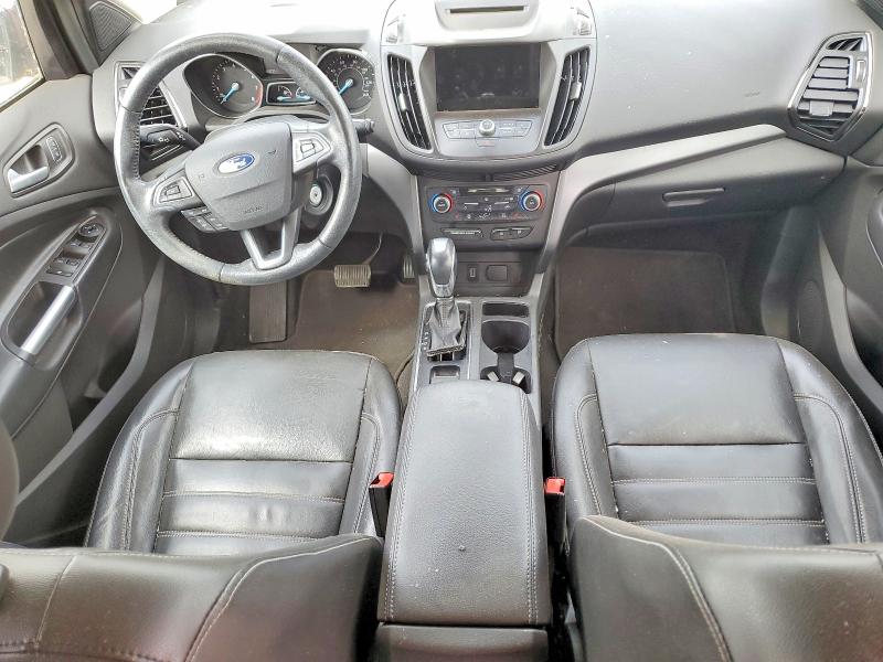 52163736 :رقم المزاد ، 1FMCU0HD9JUC88101 vin ، 2018 Ford Escape مزاد بيع
