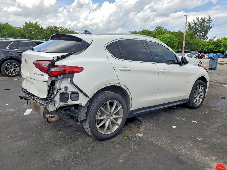 54408426 :رقم المزاد ، ZASPAKBN6K7C32751 vin ، 2019 Alfa Romeo Stelvio مزاد بيع