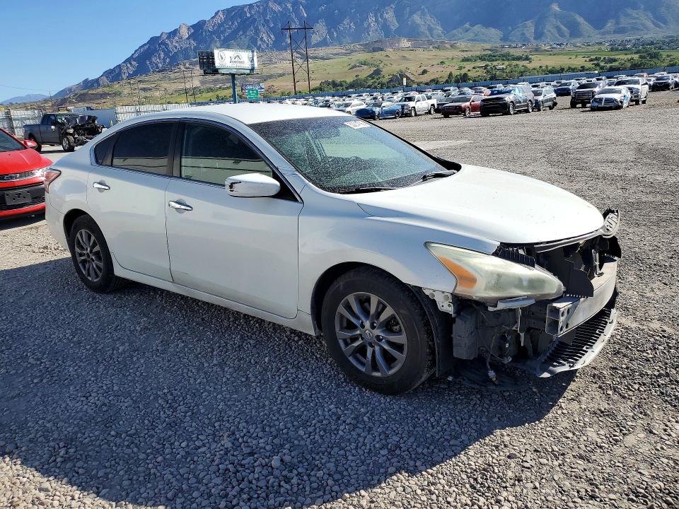 Продажа на аукционе авто 2015 Nissan Altima, vin: 1N4AL3AP9FN306771, номер лота: 53214796