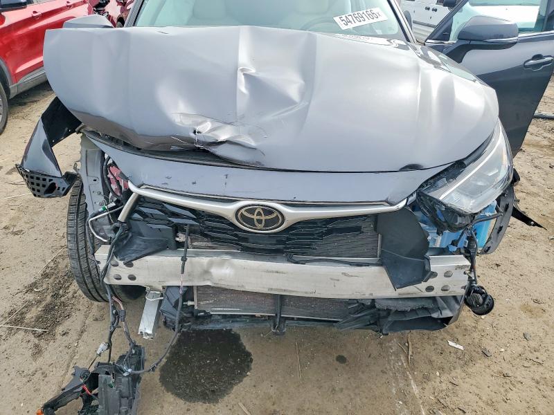 Продажа на аукционе авто 2022 Toyota Highlander, vin: 5TDGZRBH0NS238284, номер лота: 54769166