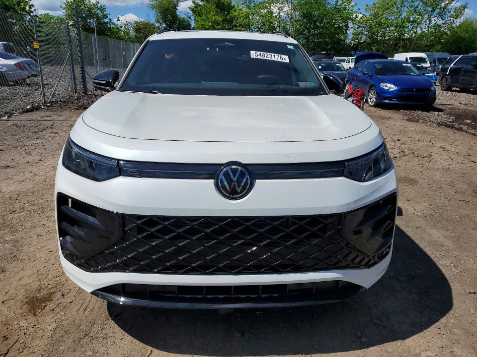 Продажа на аукционе авто 2025 Volkswagen Tiguan, vin: 3VVGR7RMXSM047833, номер лота: 54823176