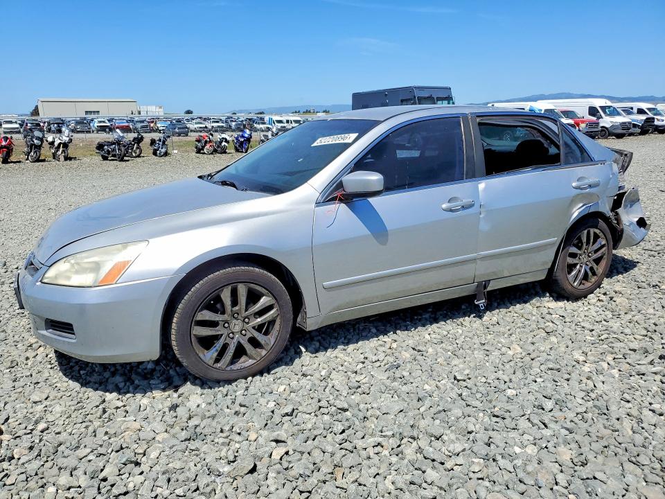 Auction sale of the 2006 Honda Accord, vin: 1HGCM56376A167105, lot number: 52220896