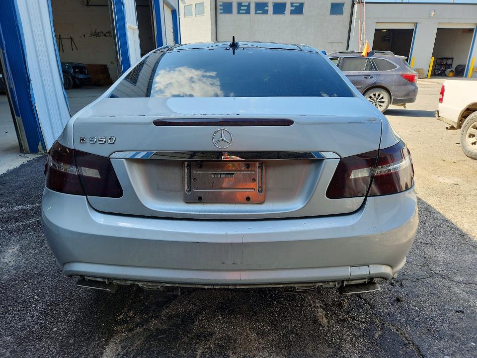 53320726 :رقم المزاد ، WDDKJ7CB2BF070035 vin ، 2011 Mercedes-benz E مزاد بيع